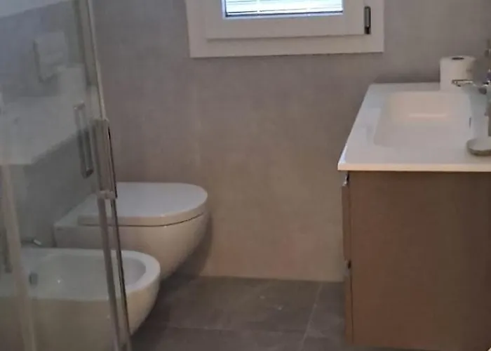 3 Viale Diana 3 - Piano Secondo E Terzo Vista Mare - No Ascensore *